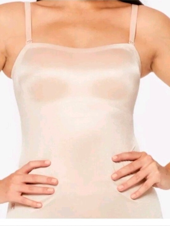 Ruby Ribbon Other - Ruby Ribbon Seamless Pale Strapless Convertible Cami (with Straps) Sz 42 NWT
